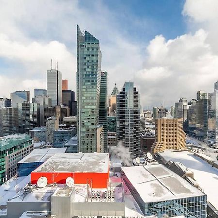 Vila Stunning Views Of Downtown - Luxury High Rise With King Bed! Toronto Exteriér fotografie