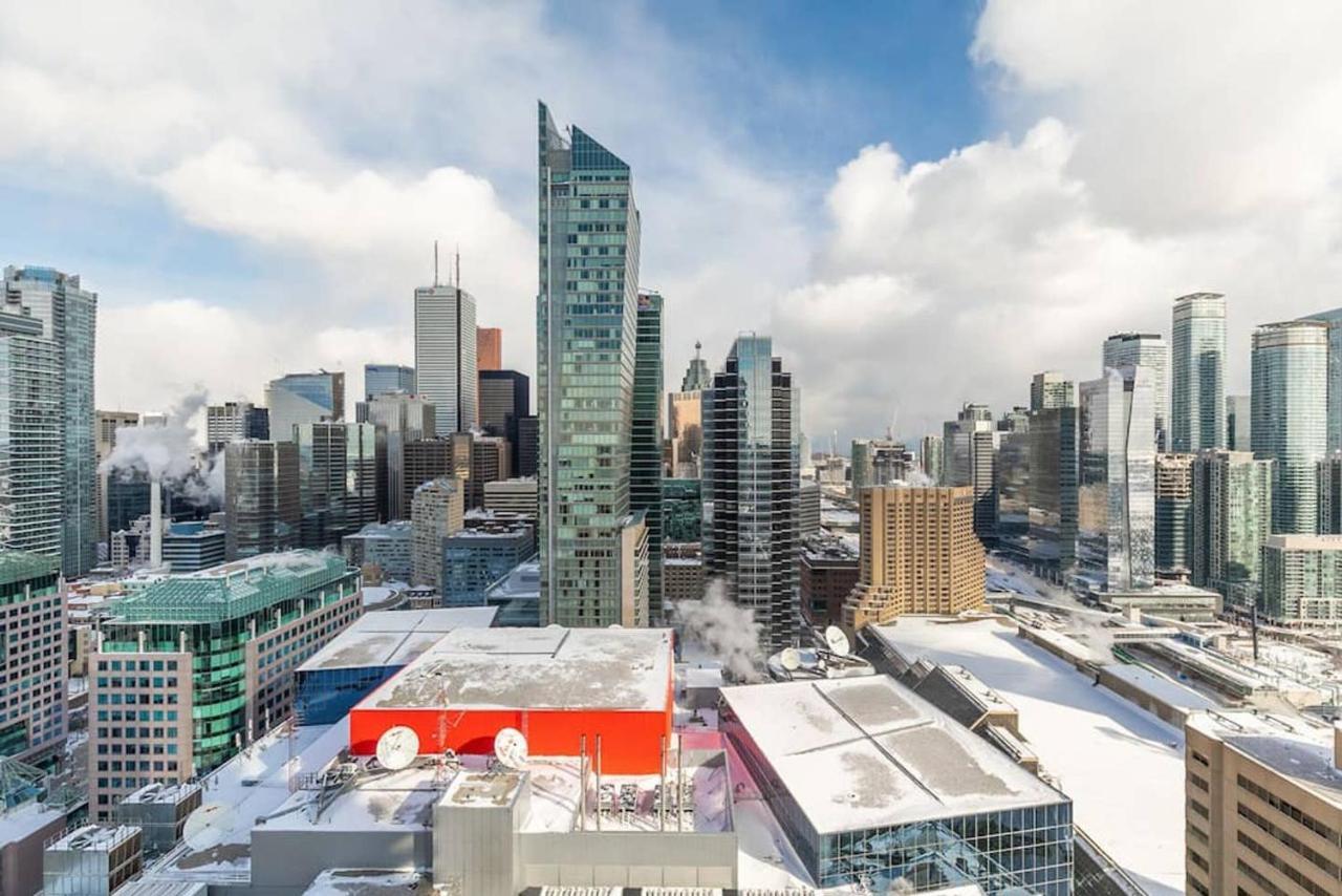 Vila Stunning Views Of Downtown - Luxury High Rise With King Bed! Toronto Exteriér fotografie
