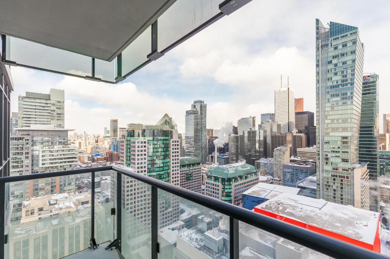 Vila Stunning Views Of Downtown - Luxury High Rise With King Bed! Toronto Exteriér fotografie